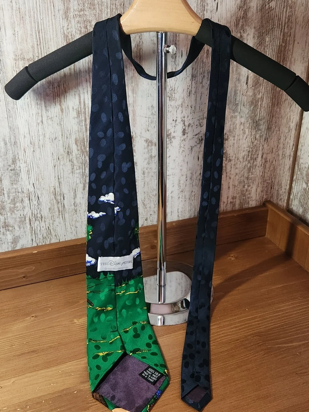 Disney vibrant tie